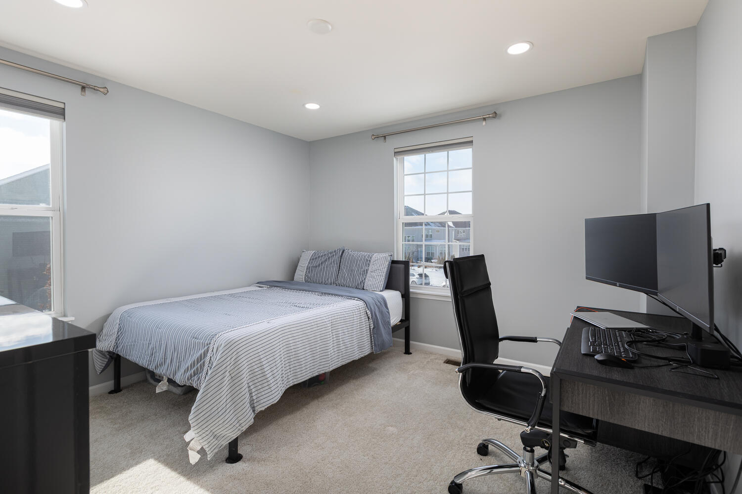 1127 Hibbard Road, Naperville, IL 60563