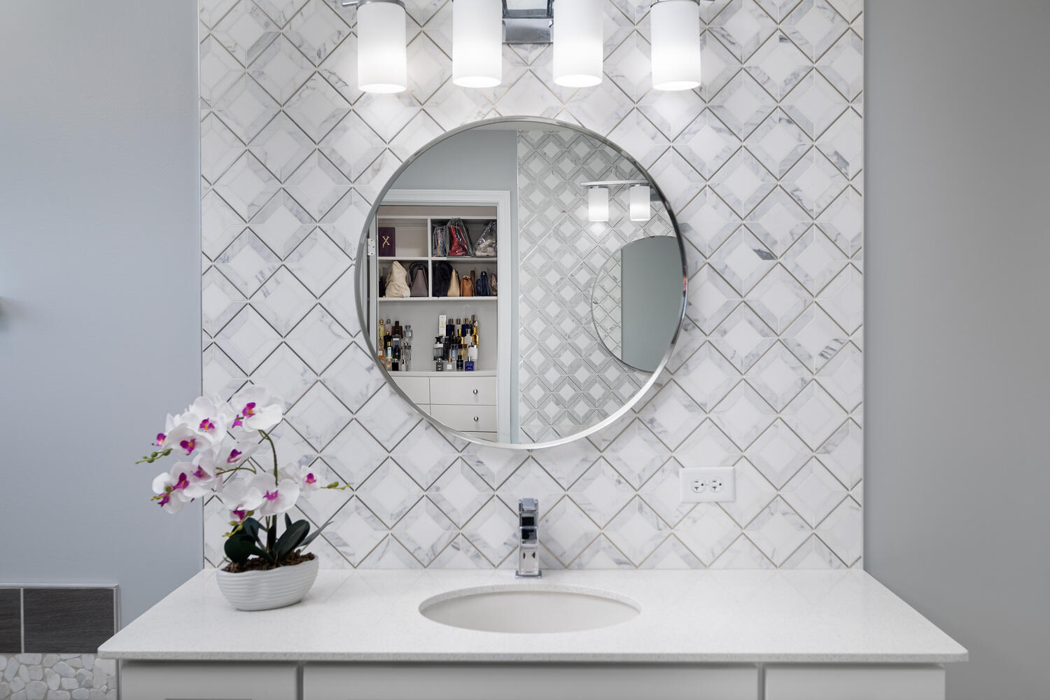 1127 Hibbard Road, Naperville, IL 60563