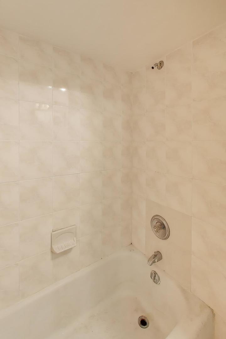 1833 Oak Park Avenue, Berwyn, IL 60402