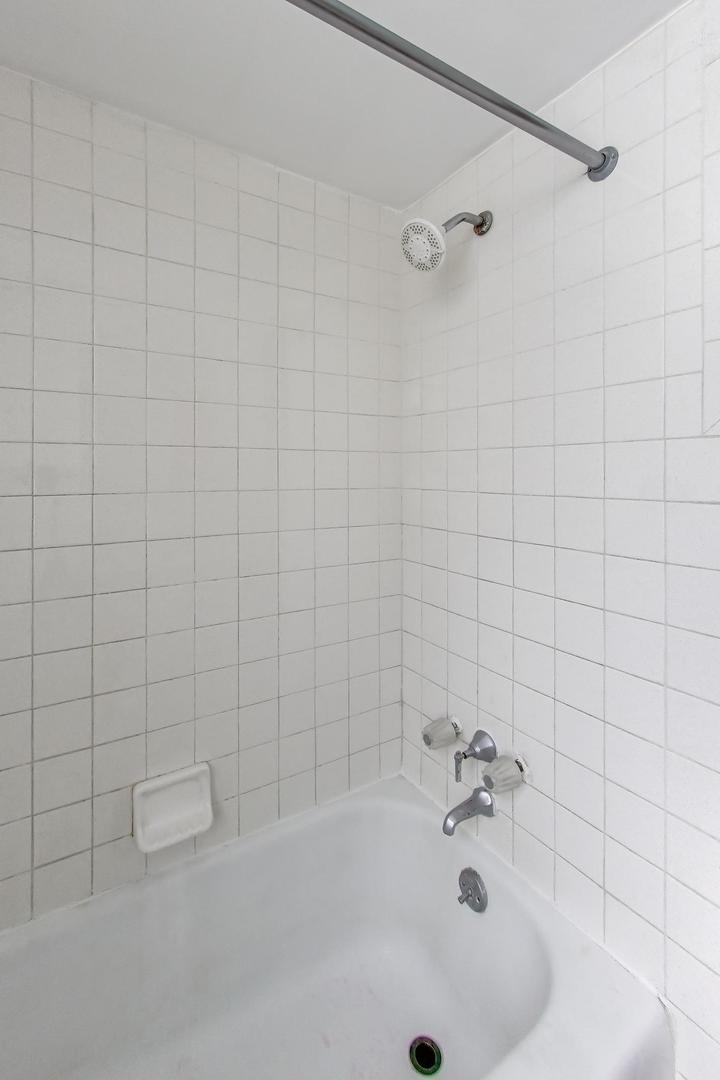 1833 Oak Park Avenue, Berwyn, IL 60402