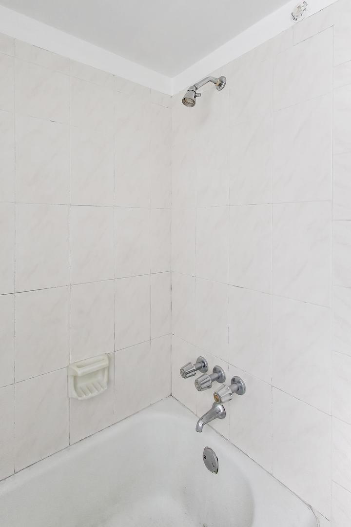 1833 Oak Park Avenue, Berwyn, IL 60402