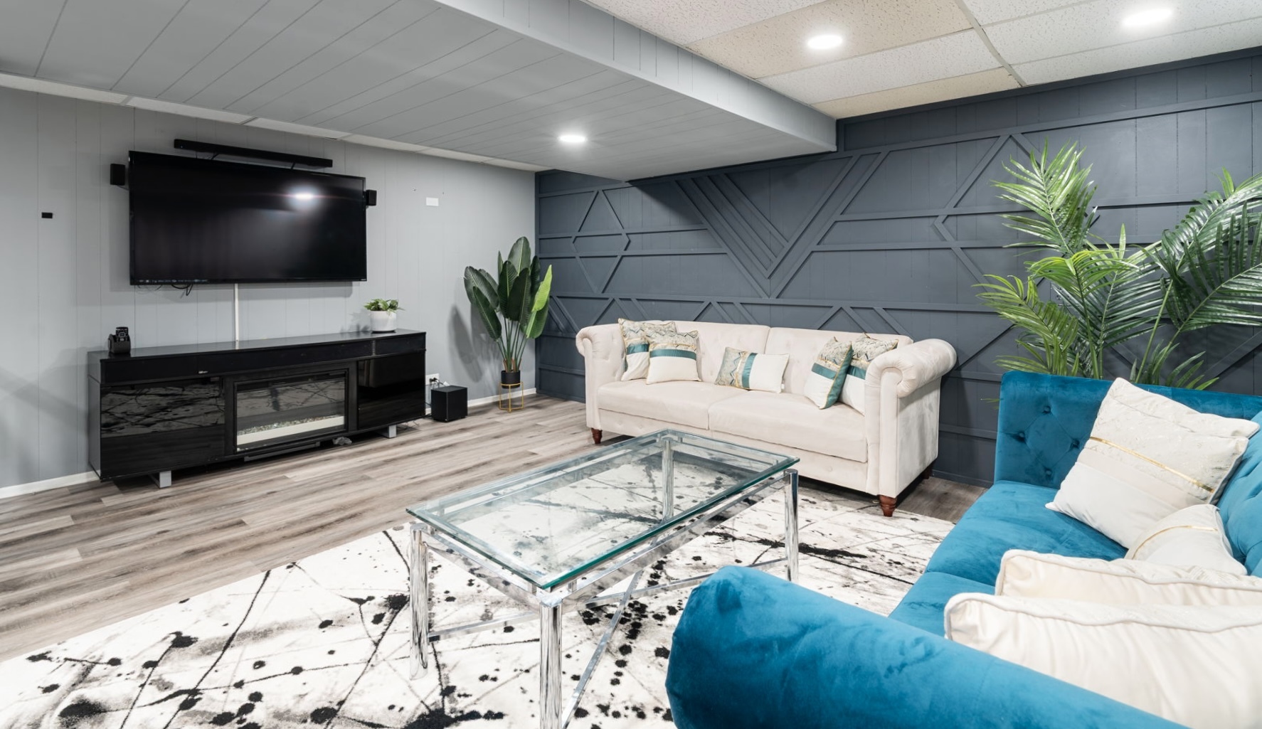 1211 Diane Lane, Elk Grove Village, IL 60007