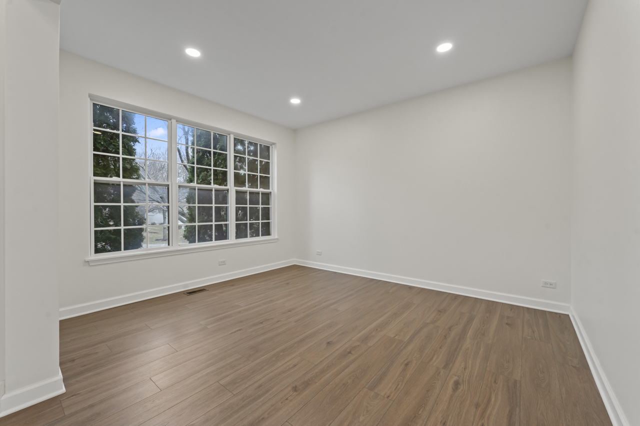 1632 Acorn Drive, Hoffman Estates, IL 60192