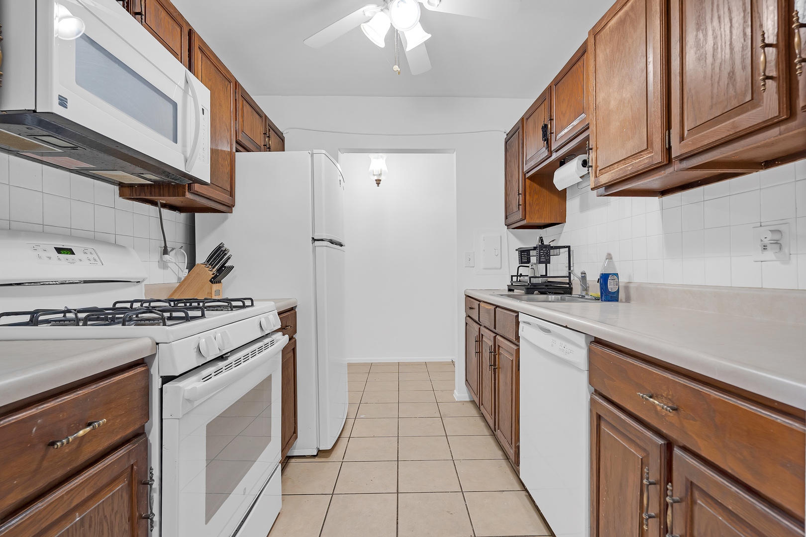 840 Wellington Avenue #108, Elk Grove Village, IL 60007