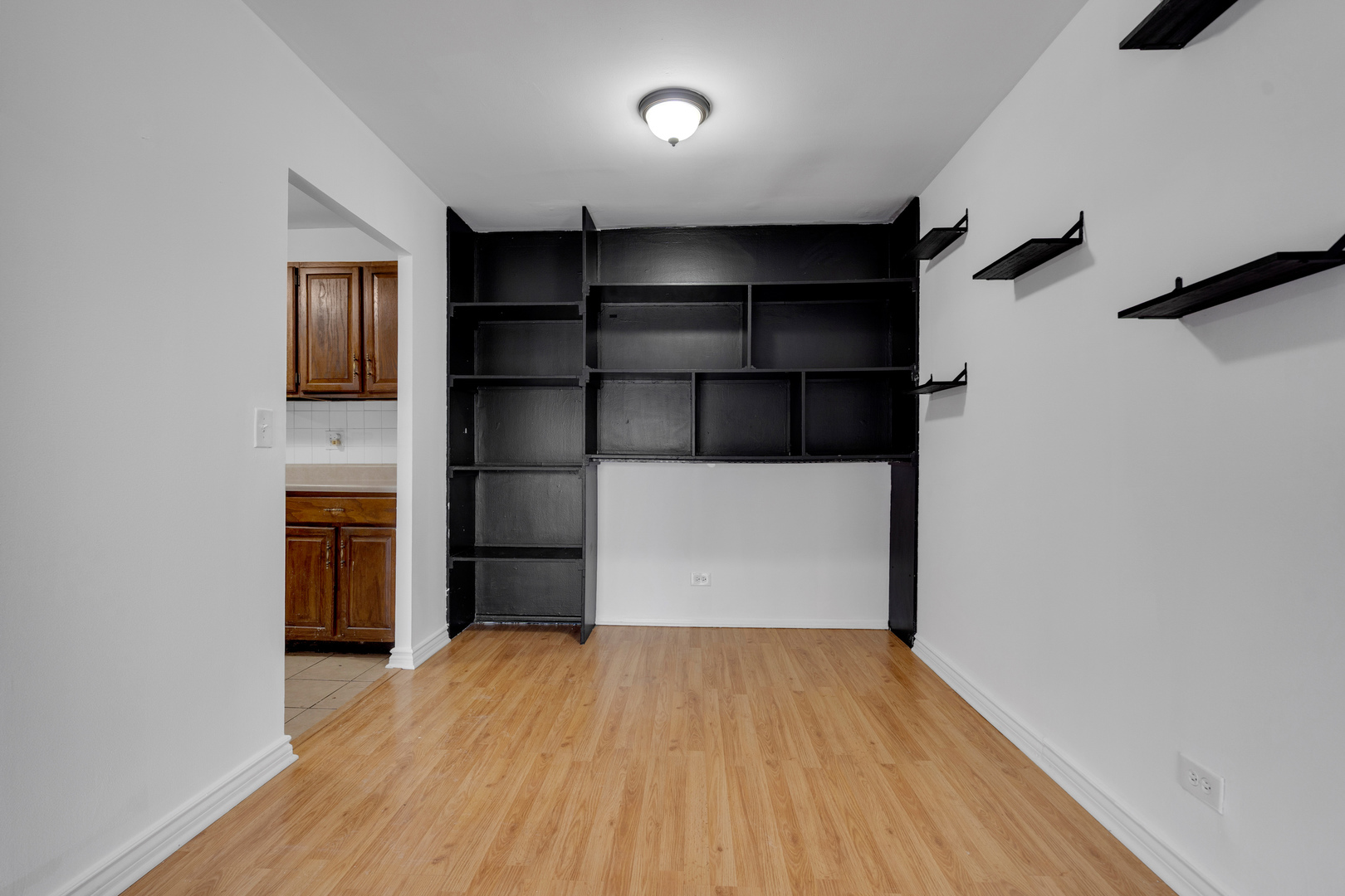 840 Wellington Avenue #108, Elk Grove Village, IL 60007