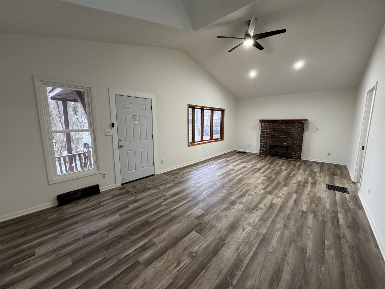 309 N 9th Street, Rochelle, IL 61068