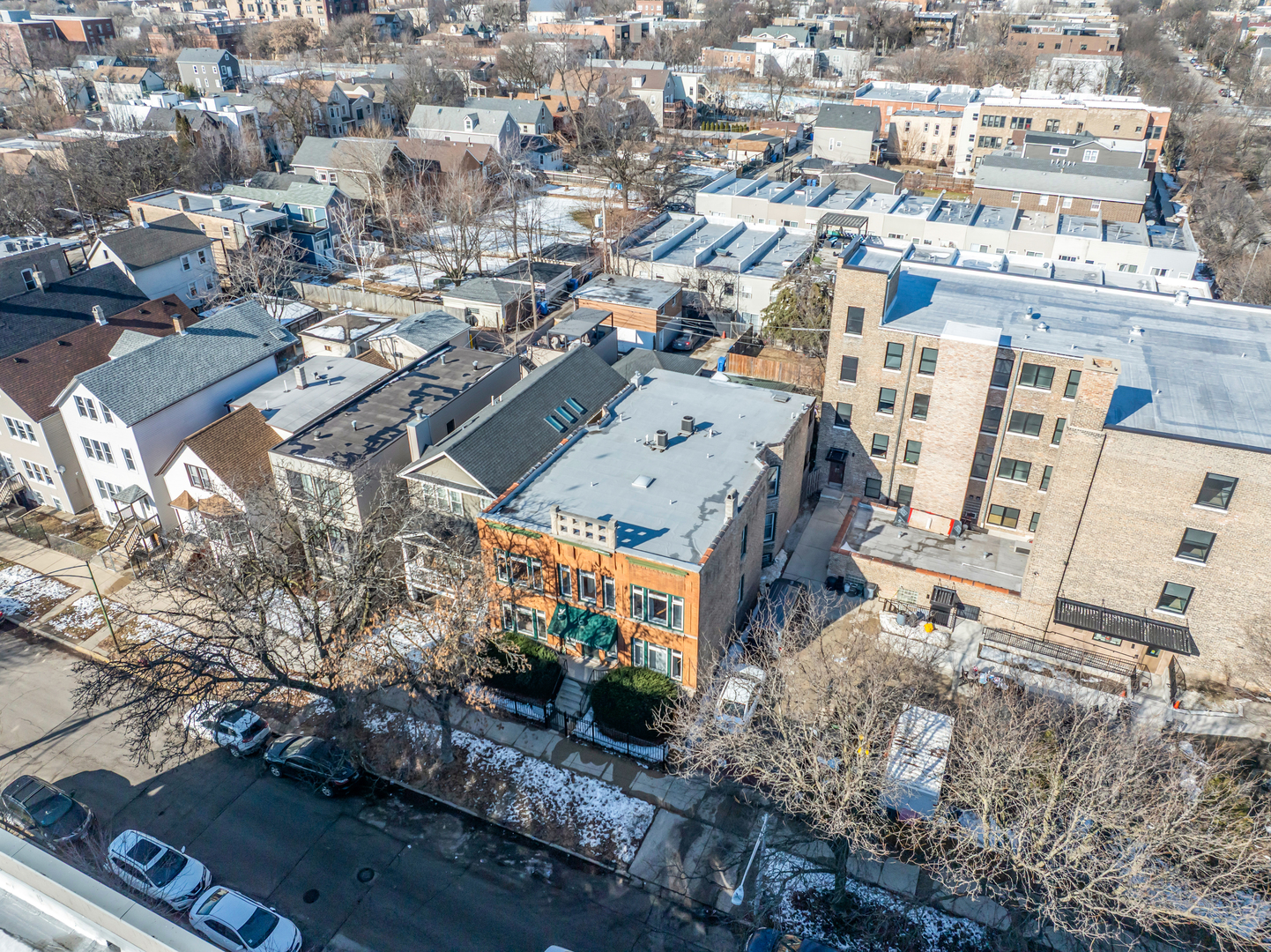 3208 W Wabansia Avenue, Chicago, IL 60647