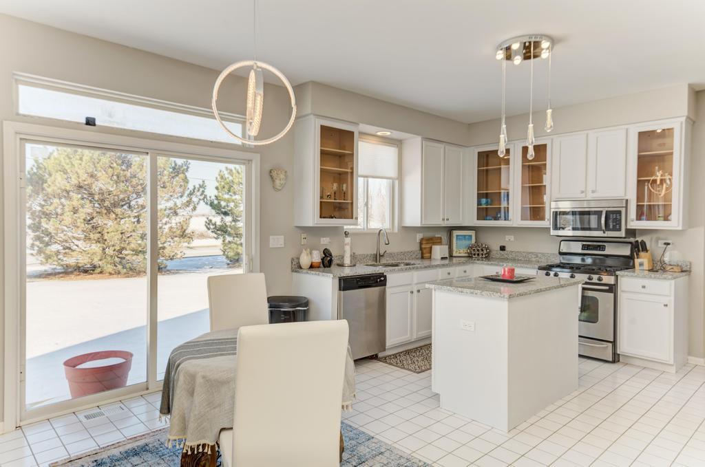 Plainfield, IL 60585