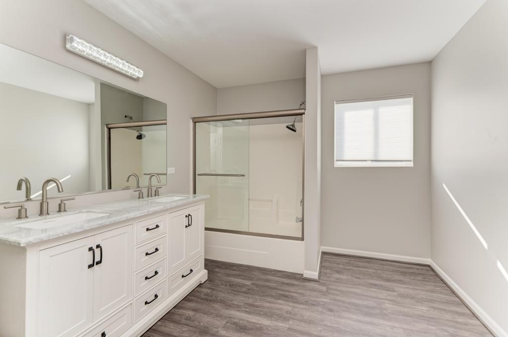 Plainfield, IL 60585