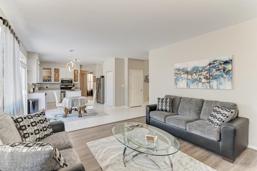 Plainfield, IL 60585