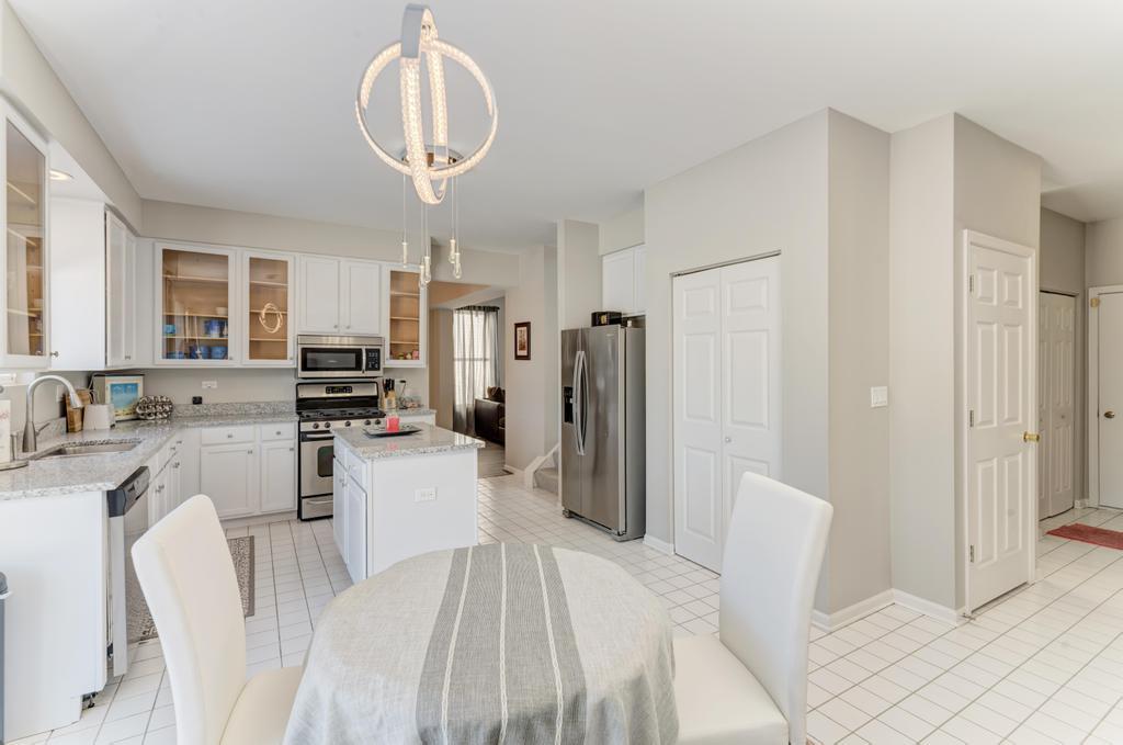 Plainfield, IL 60585