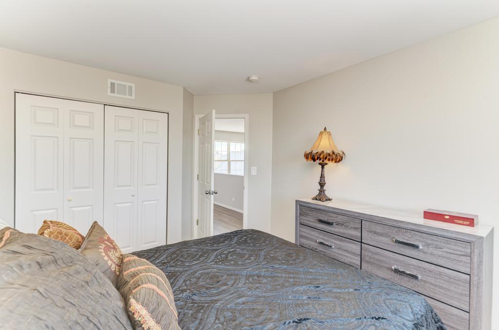 Plainfield, IL 60585