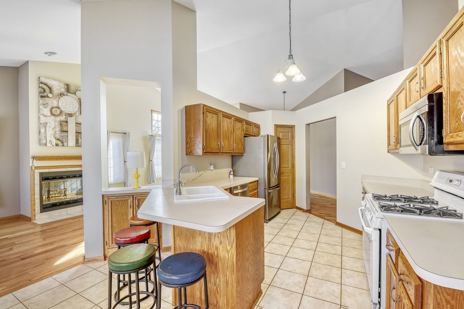 6700 Pondview Drive, Tinley Park, IL 60477