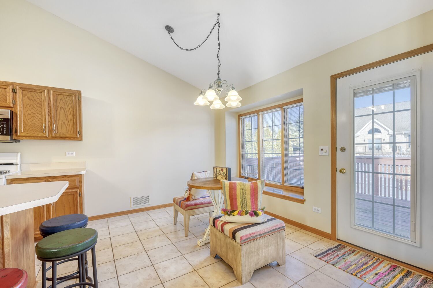 6700 Pondview Drive, Tinley Park, IL 60477