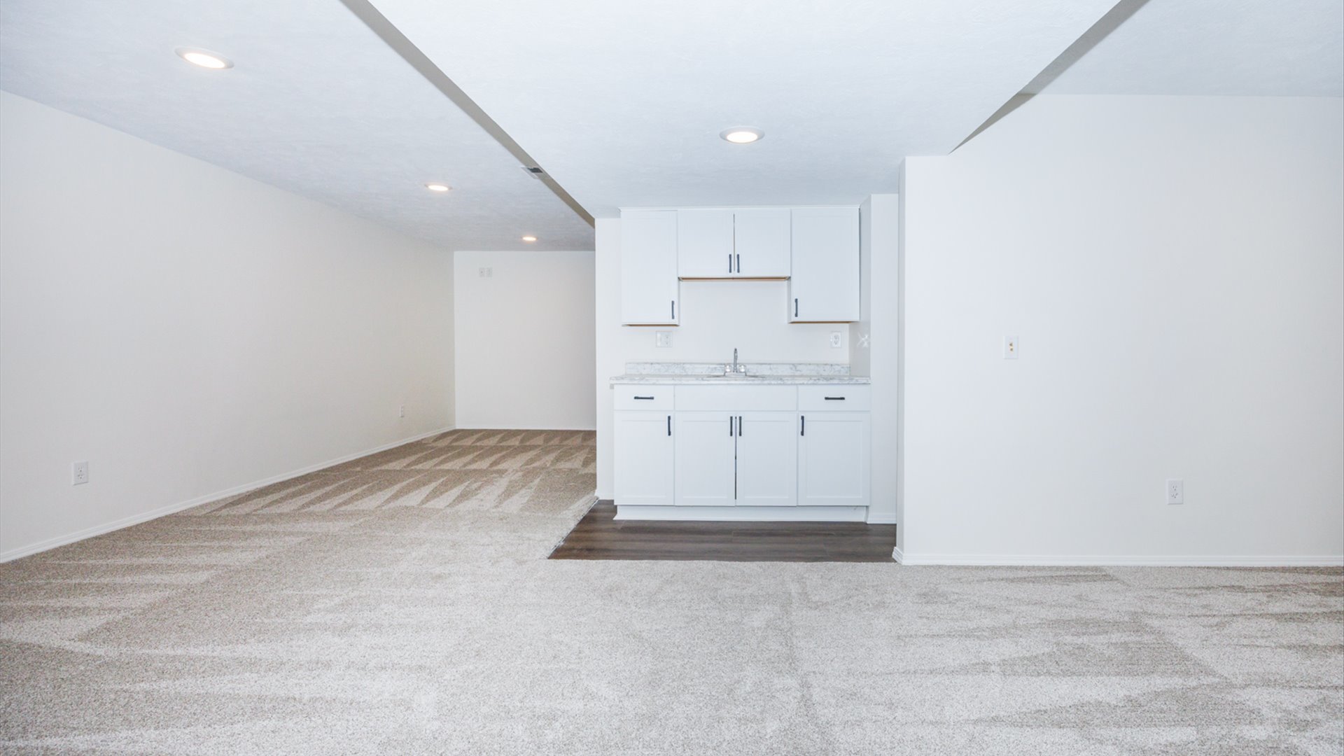 38 Rounds Road, Bloomington, IL 61704