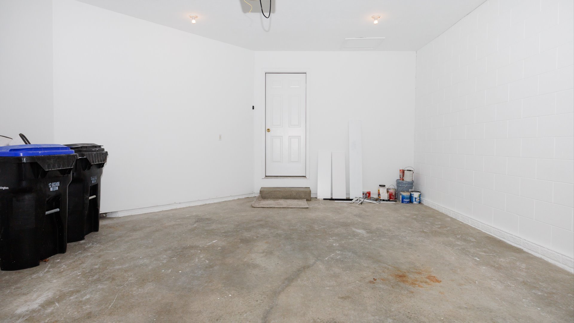 38 Rounds Road, Bloomington, IL 61704