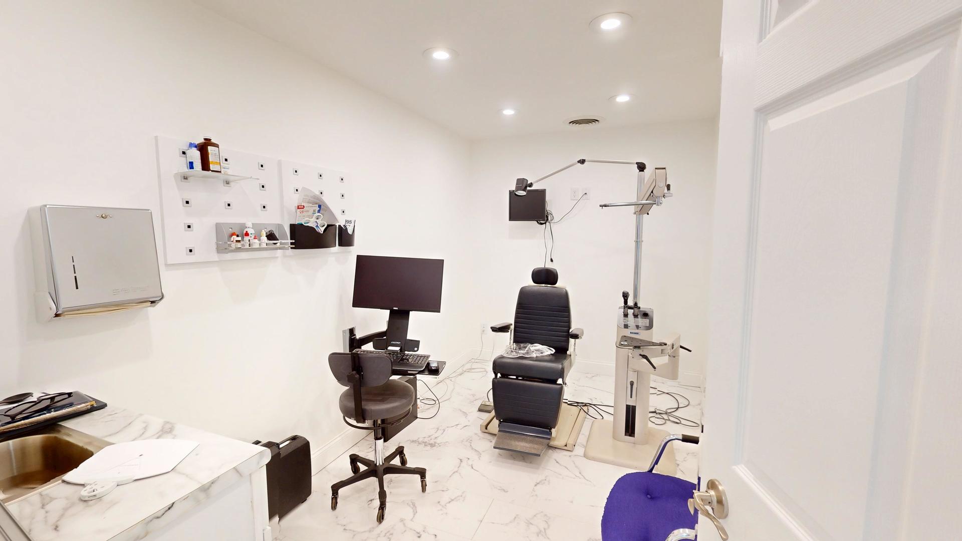 718 Bridge Street #718B, Yorkville, IL 60560