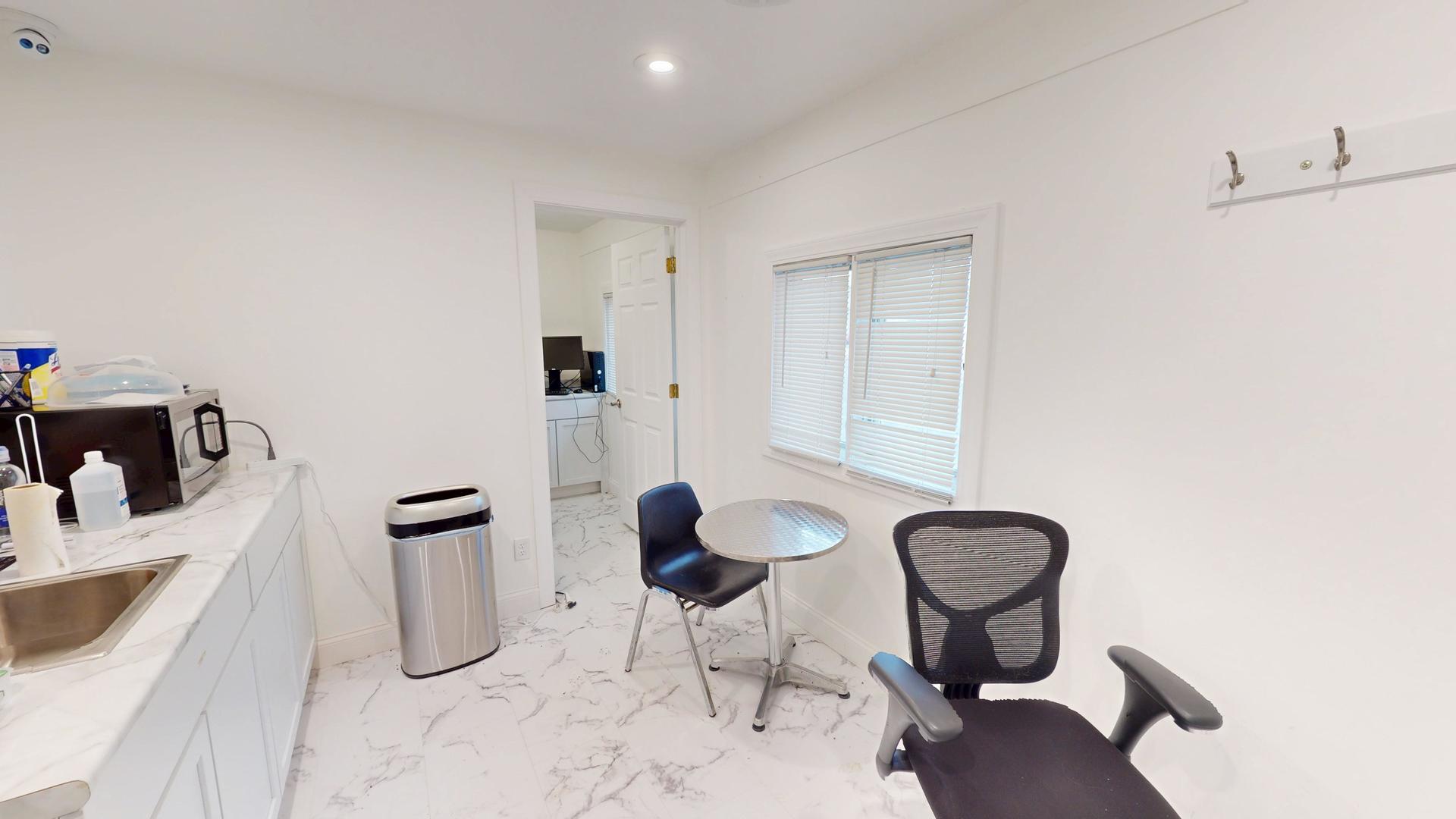 718 Bridge Street #718B, Yorkville, IL 60560