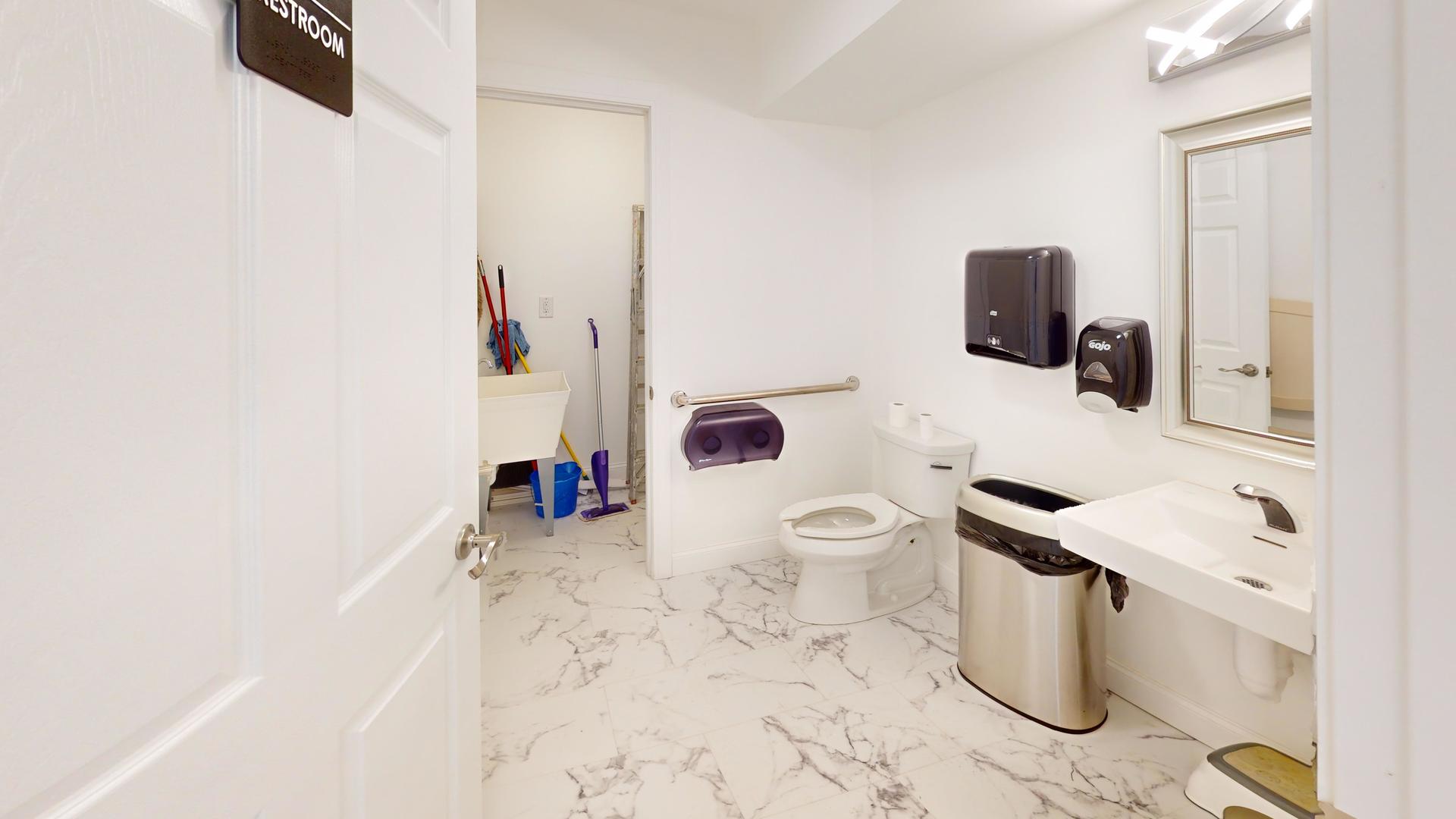 718 Bridge Street #718B, Yorkville, IL 60560