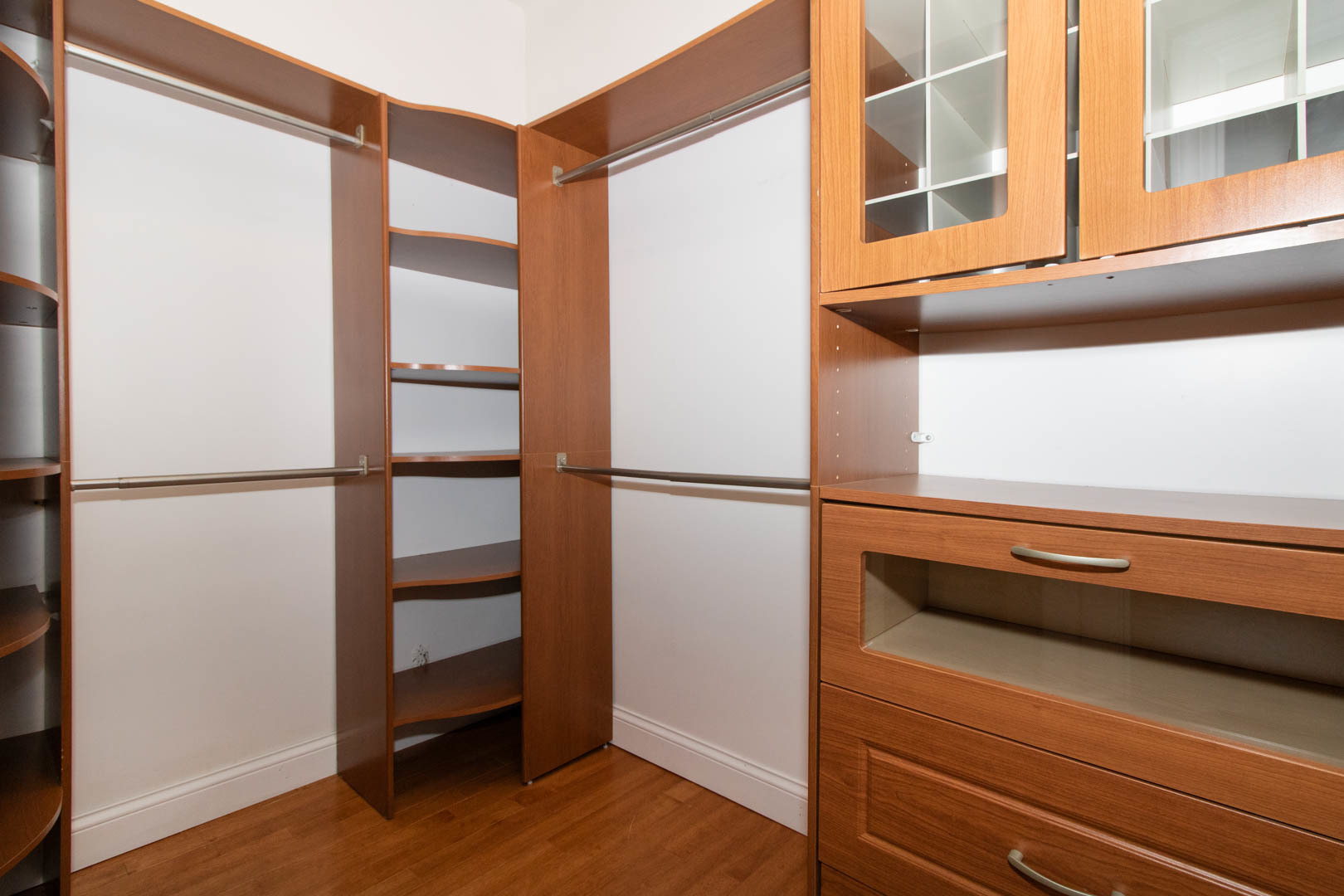 25289 White Owl Lane, Hudson, IL 61748