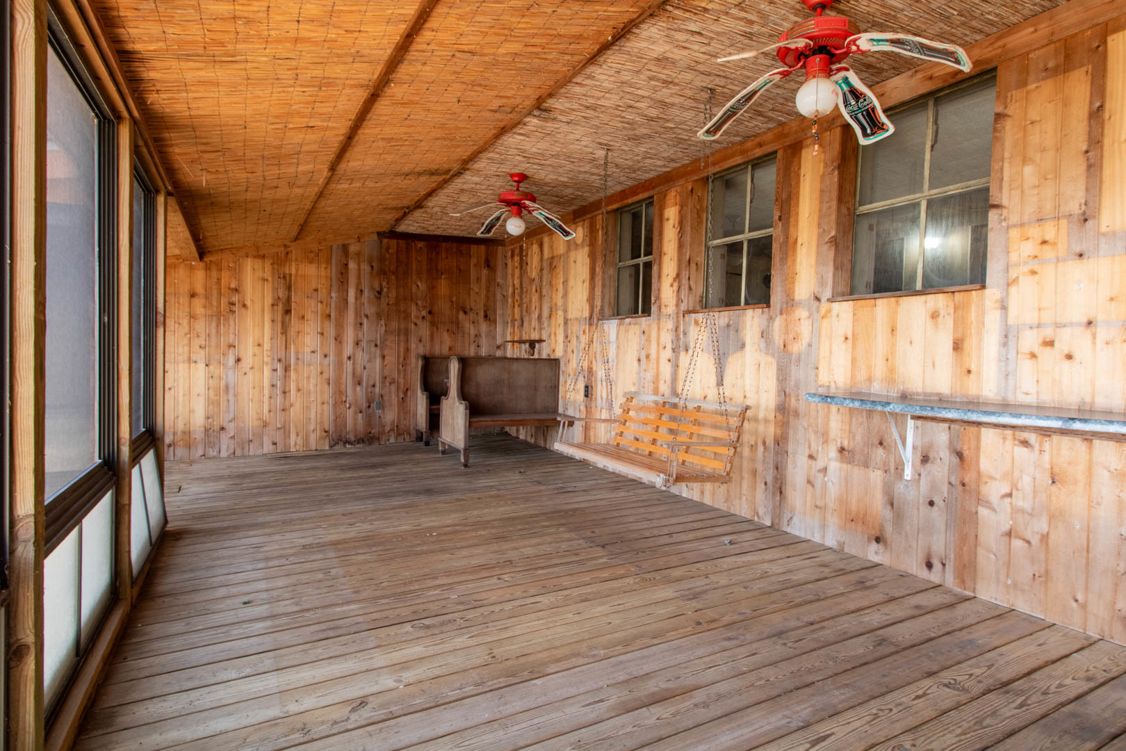 25289 White Owl Lane, Hudson, IL 61748