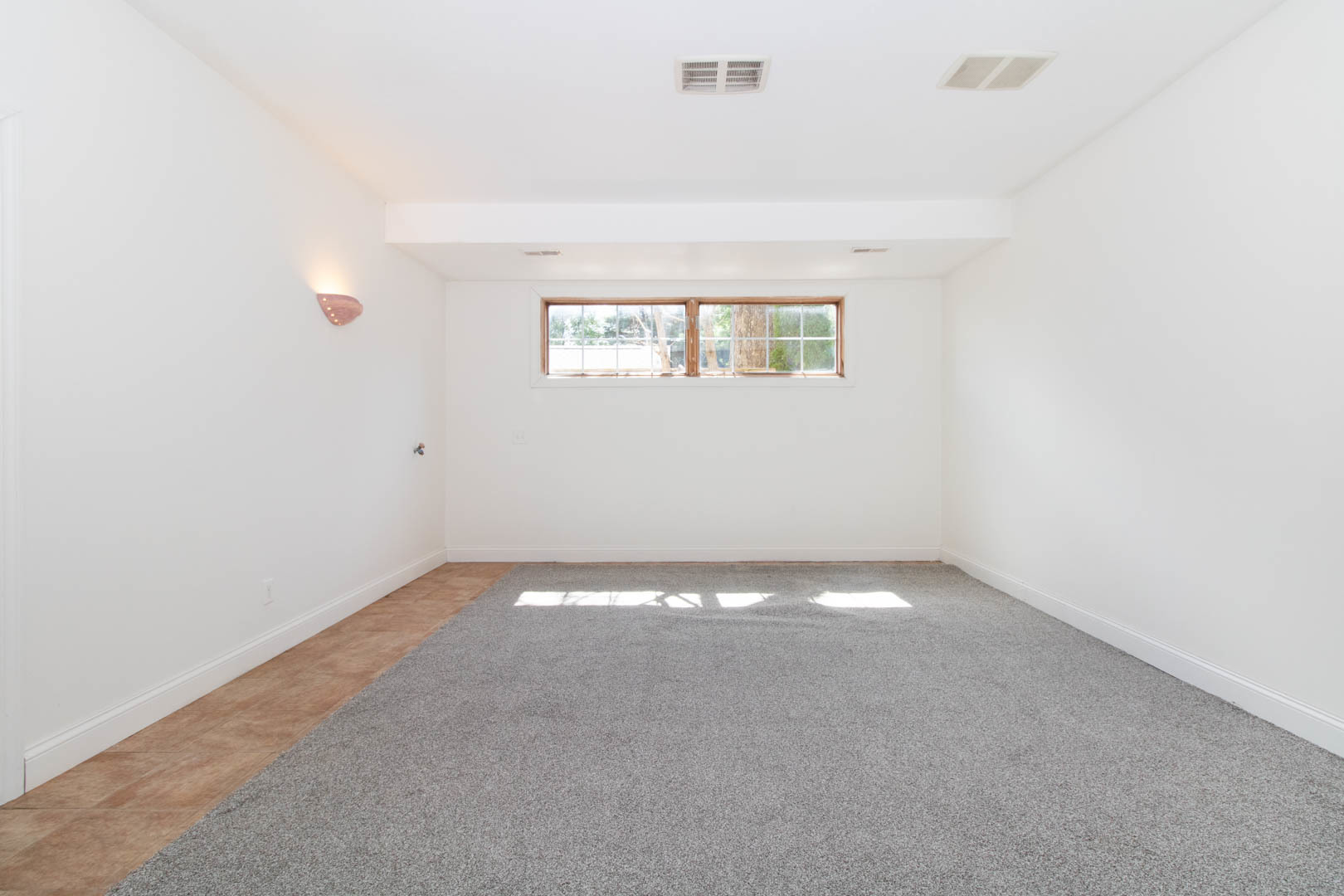 25289 White Owl Lane, Hudson, IL 61748