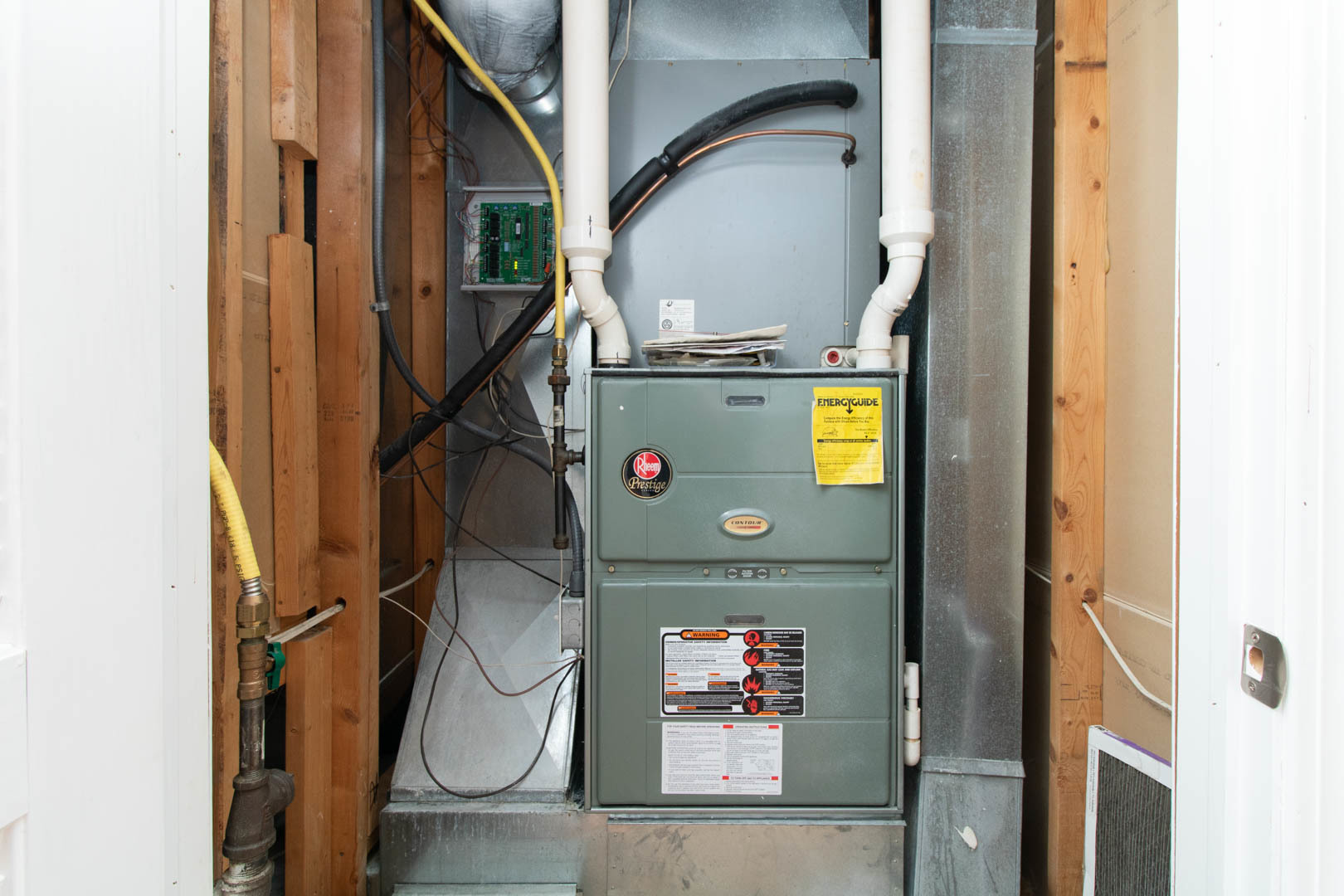 25289 White Owl Lane, Hudson, IL 61748