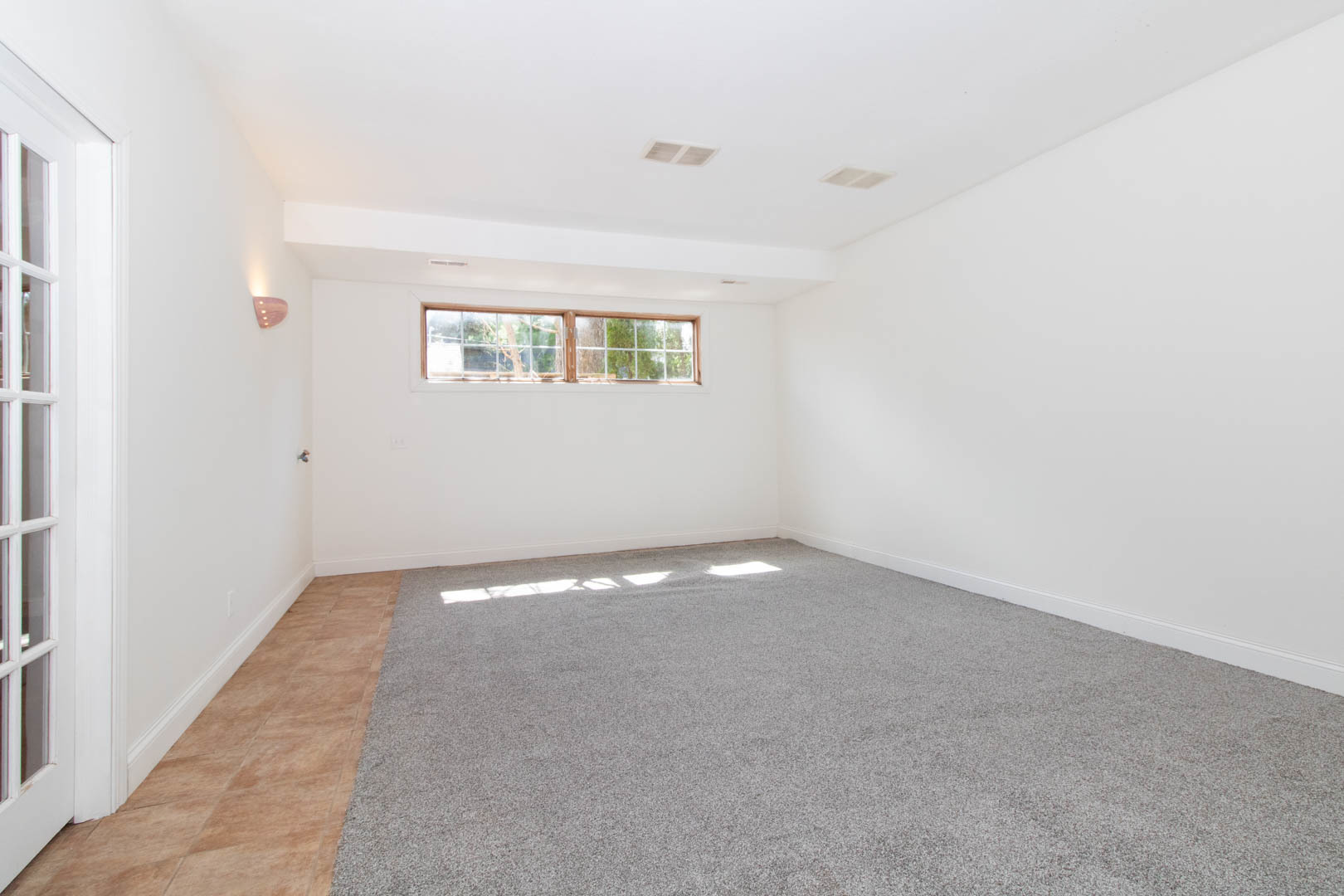 25289 White Owl Lane, Hudson, IL 61748