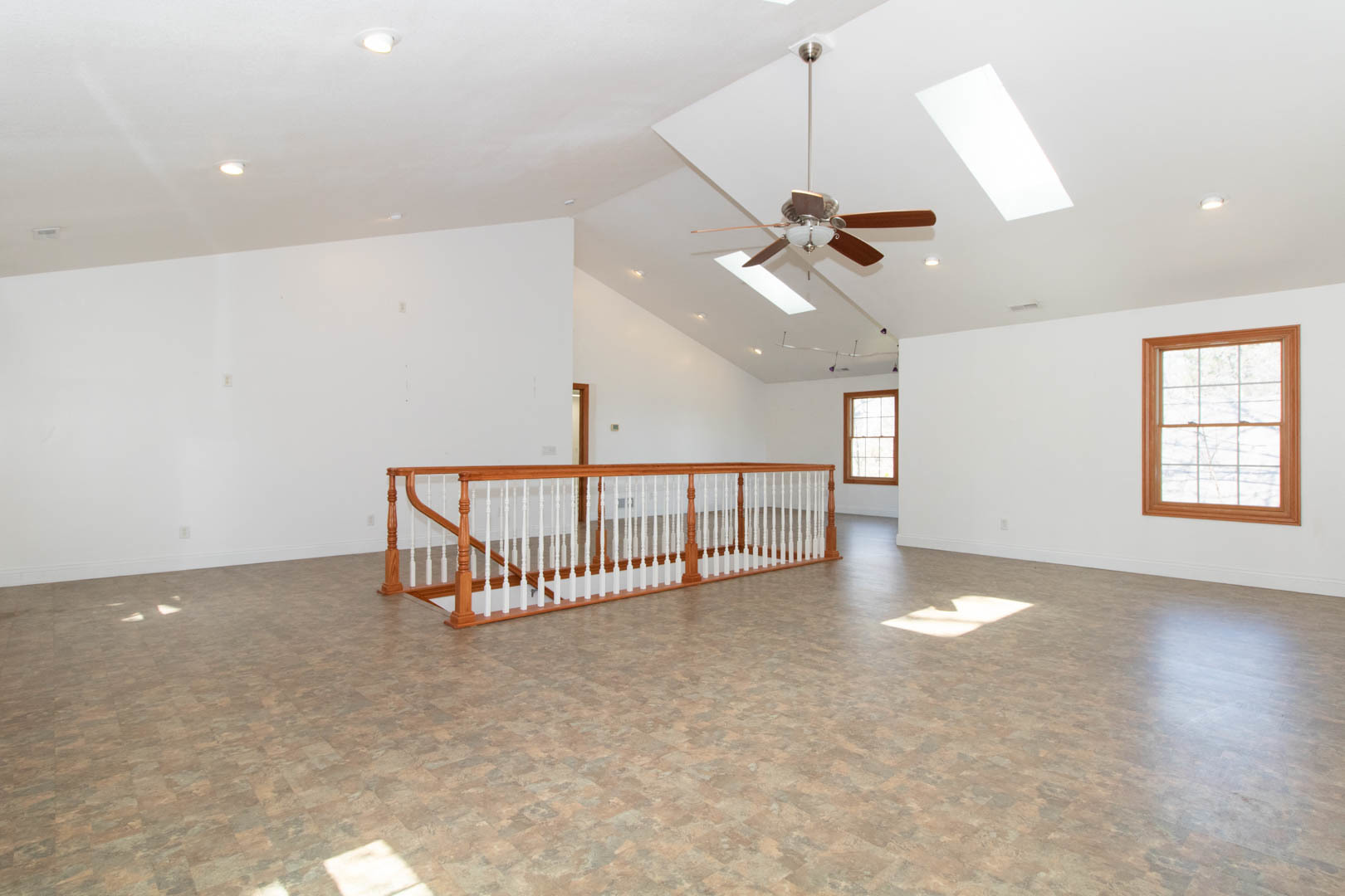 25289 White Owl Lane, Hudson, IL 61748