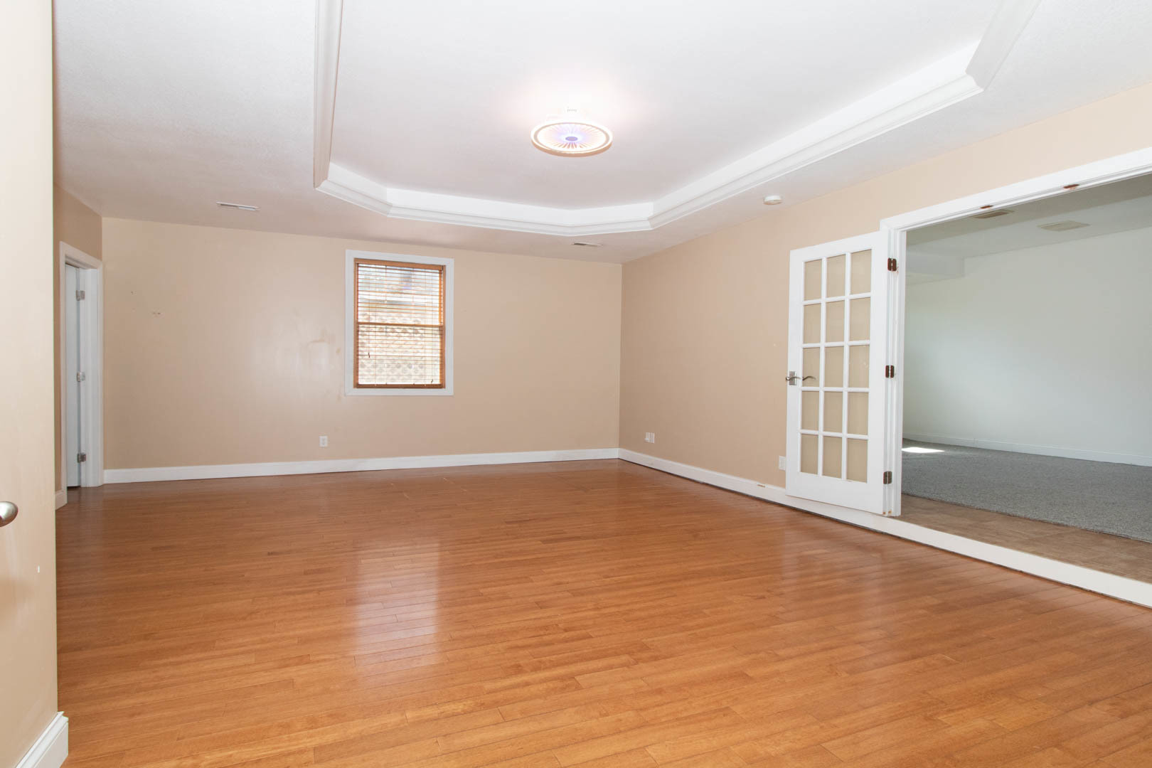 25289 White Owl Lane, Hudson, IL 61748