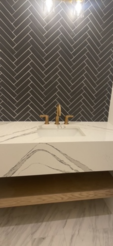 742 S Saylor Avenue, Elmhurst, IL 60126