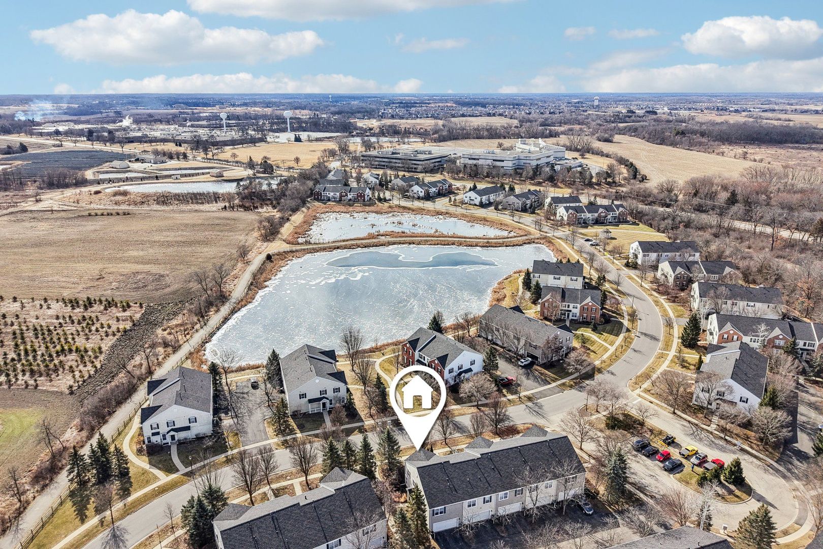 330 S Litchfield Drive, Round Lake, IL 60073