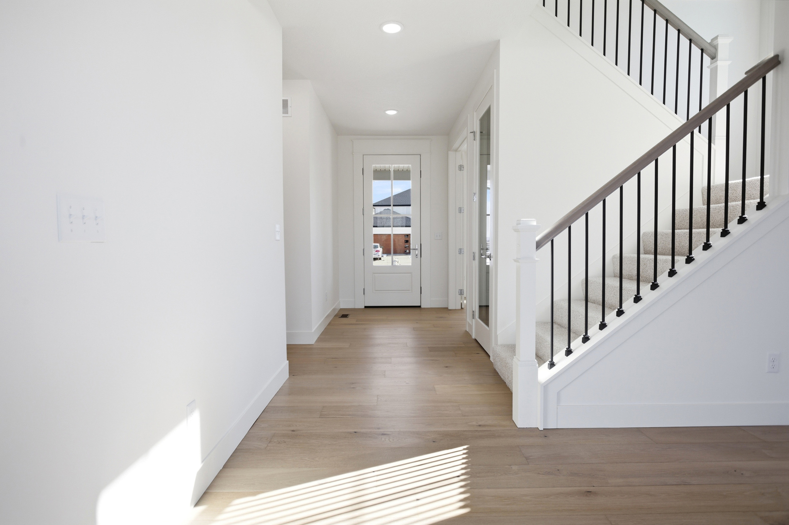 305 Harpers Ferry, Savoy, IL 61874