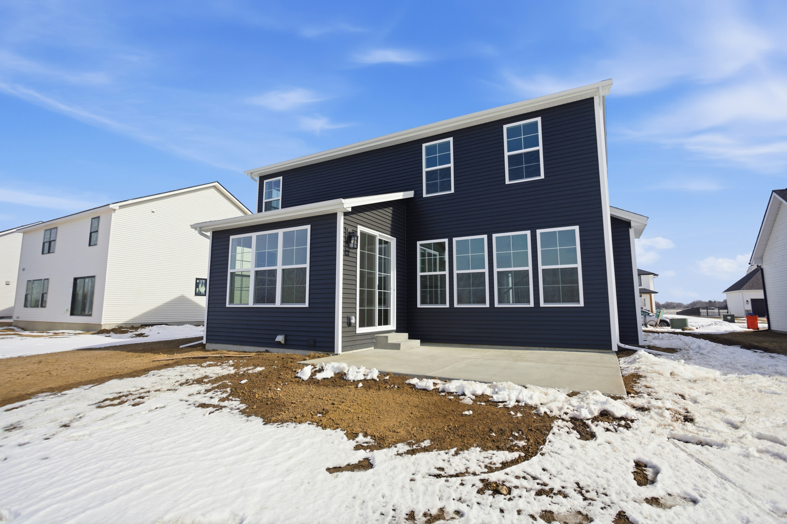 305 Harpers Ferry, Savoy, IL 61874