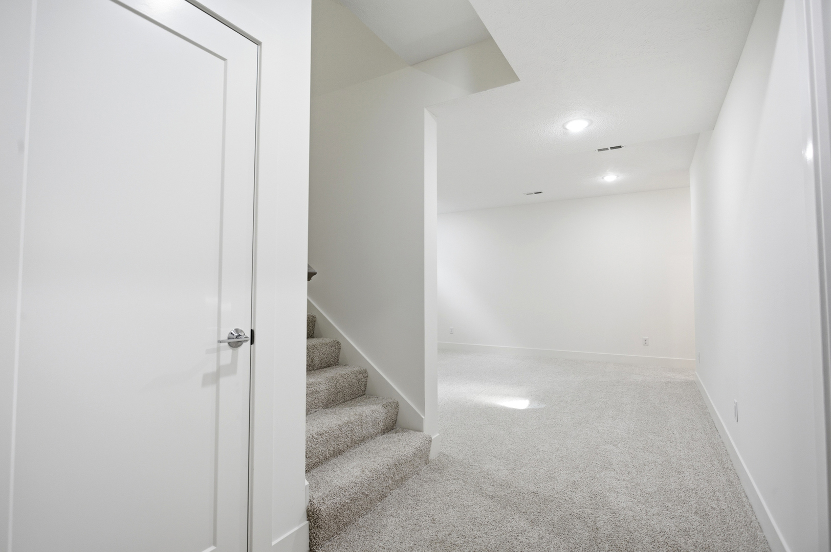 305 Harpers Ferry, Savoy, IL 61874