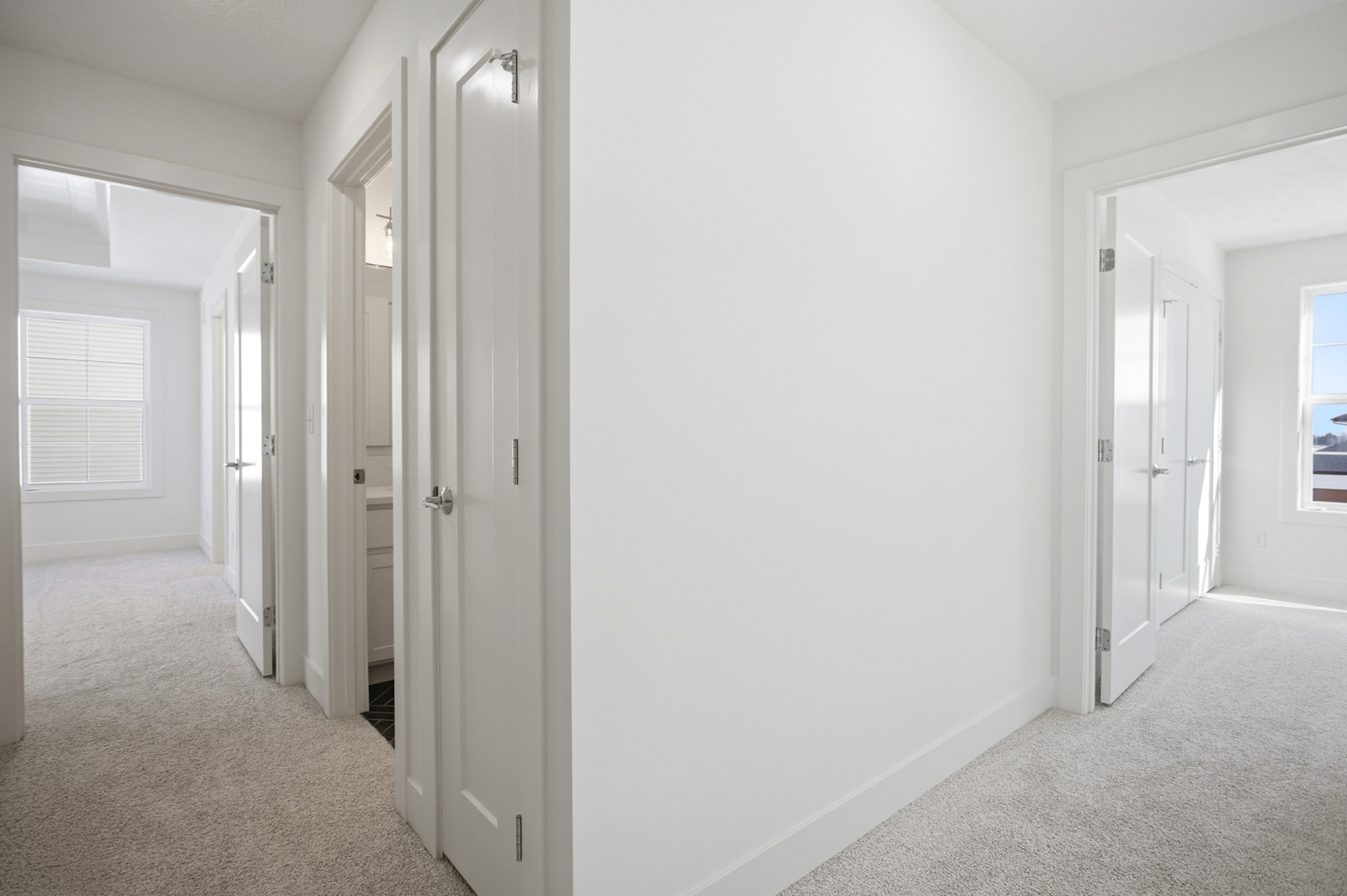 305 Harpers Ferry, Savoy, IL 61874