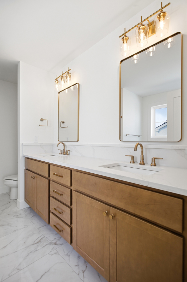 305 Harpers Ferry, Savoy, IL 61874