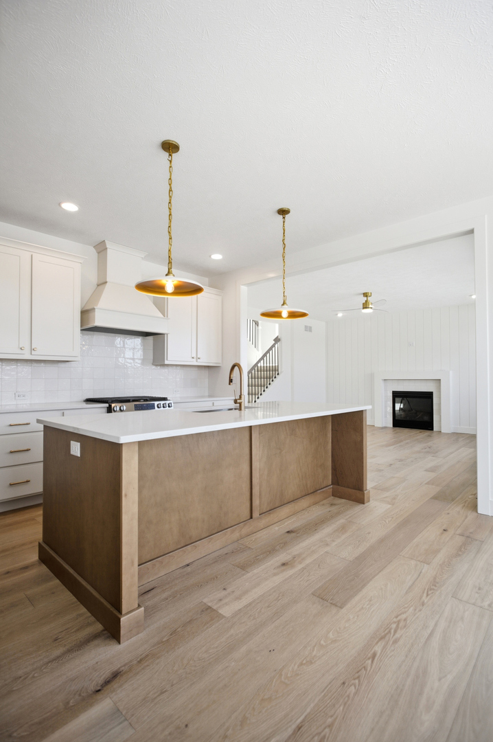 305 Harpers Ferry, Savoy, IL 61874