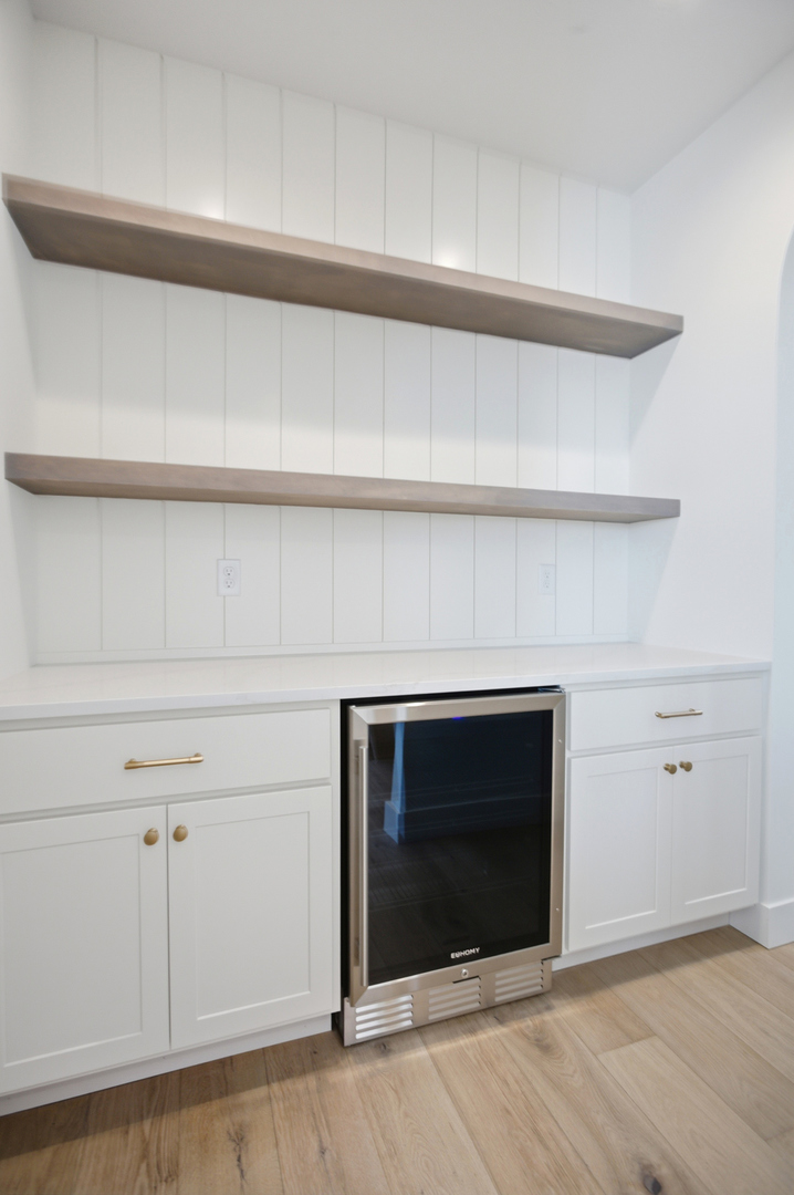 305 Harpers Ferry, Savoy, IL 61874