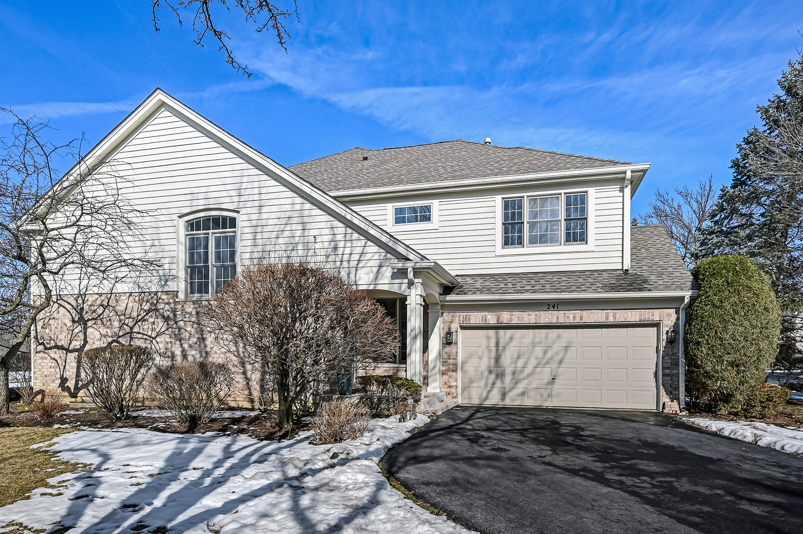 241 Wildflower Lane, La Grange, IL 60525