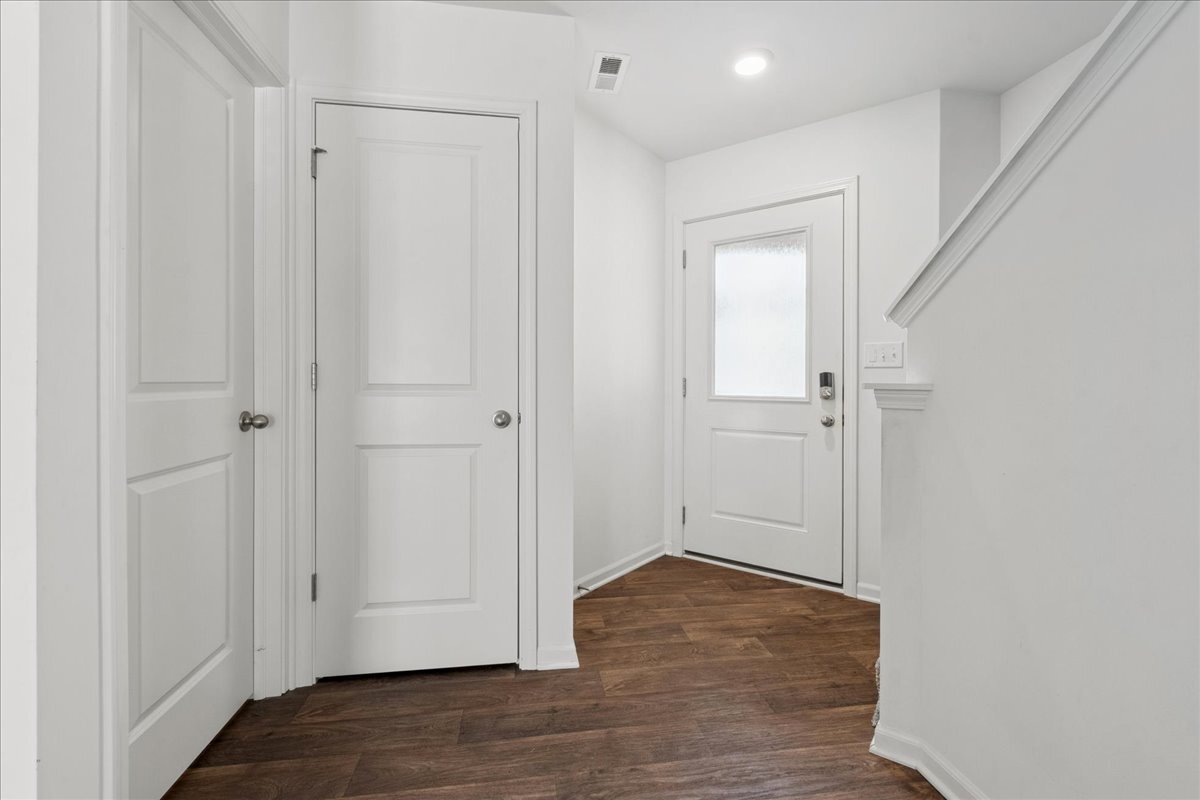 1293 Westlake Drive, Cary, IL 60013