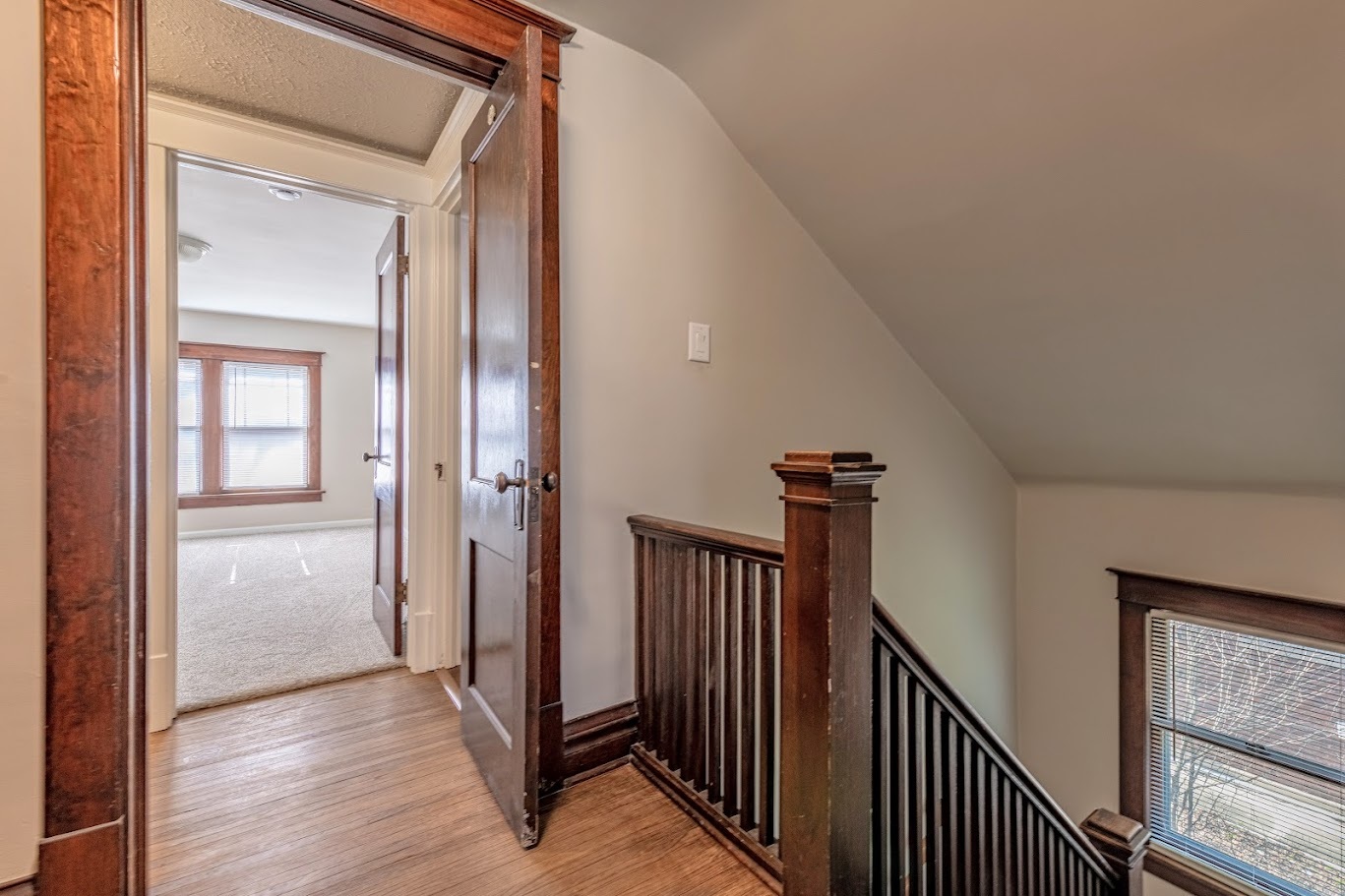 655 Glenwood Avenue, Joliet, IL 60435