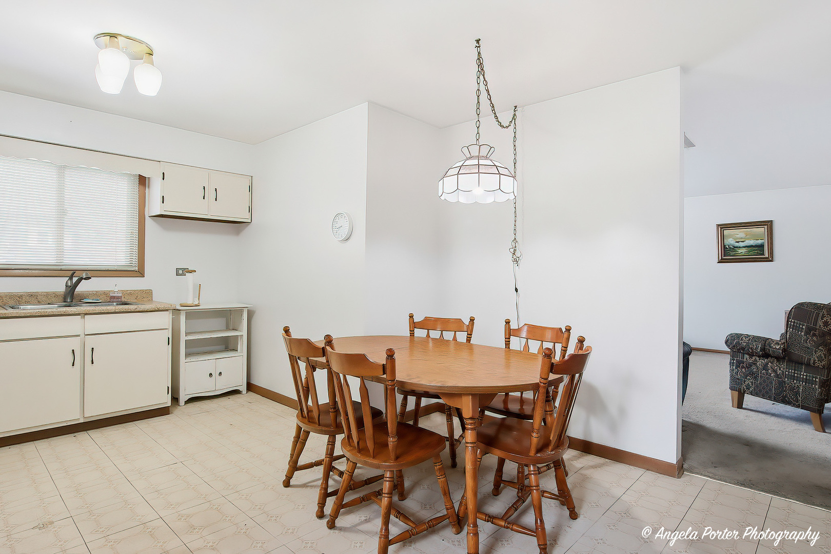 2015 N Jackson Street, Waukegan, IL 60087