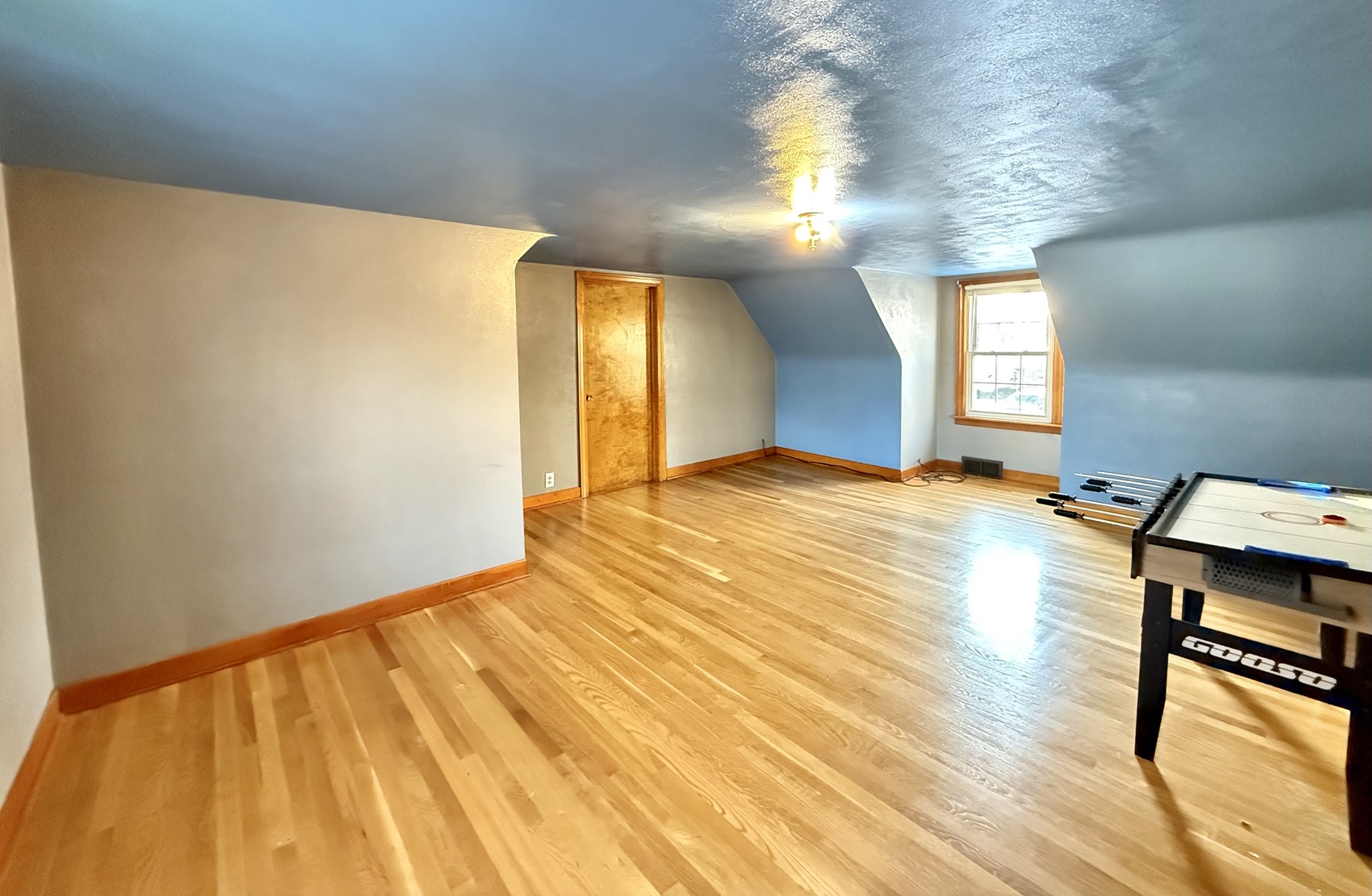 18005 Arcadia Avenue, Lansing, IL 60438