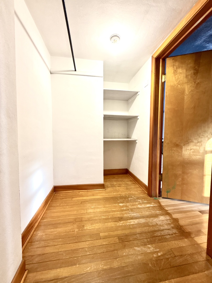 18005 Arcadia Avenue, Lansing, IL 60438