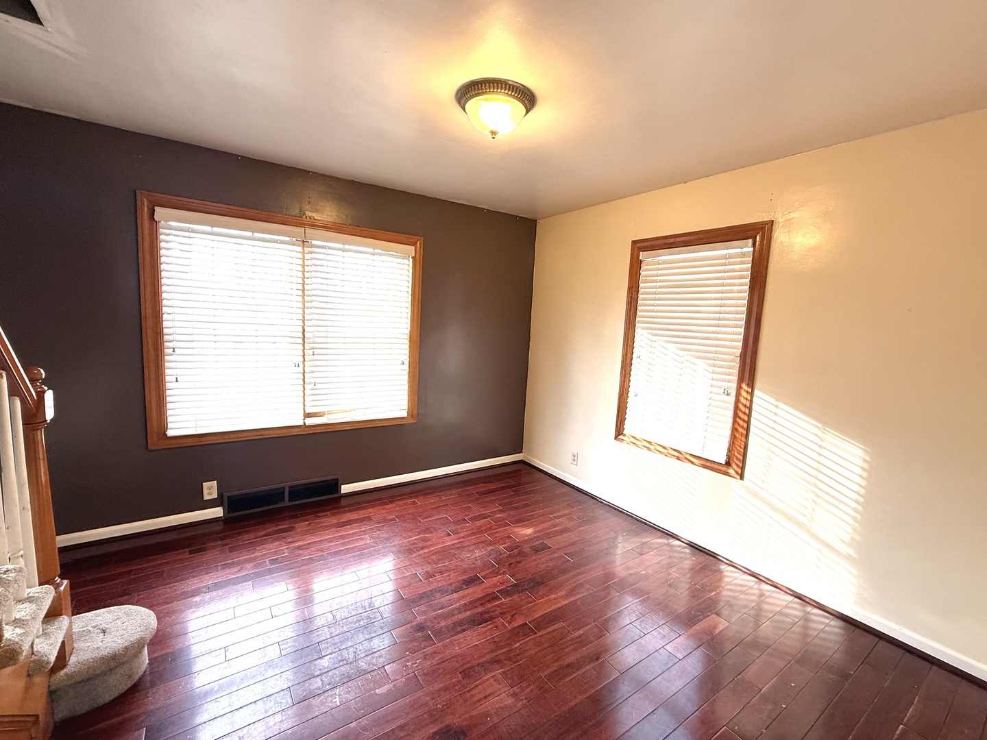 18005 Arcadia Avenue, Lansing, IL 60438