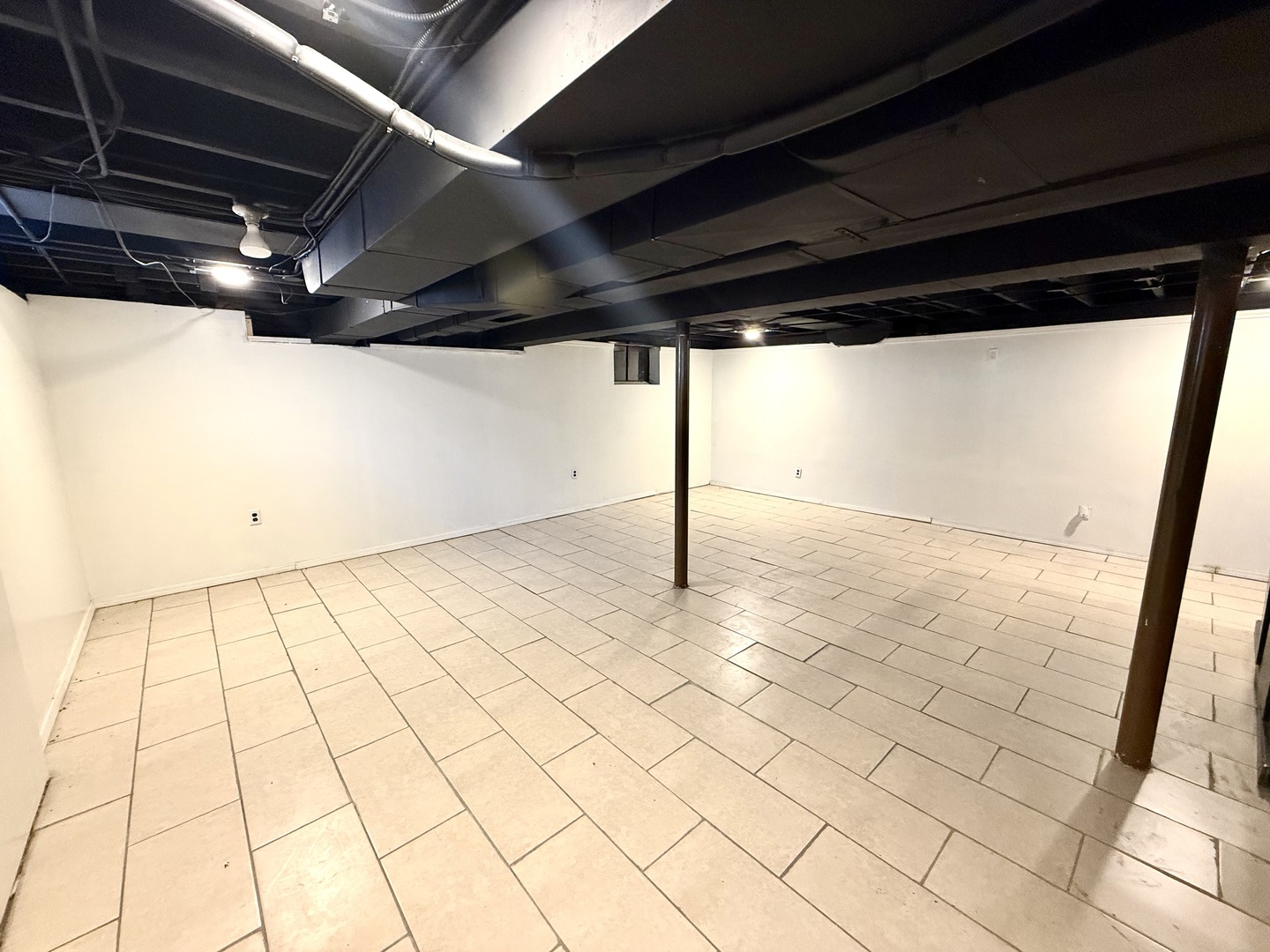 18005 Arcadia Avenue, Lansing, IL 60438