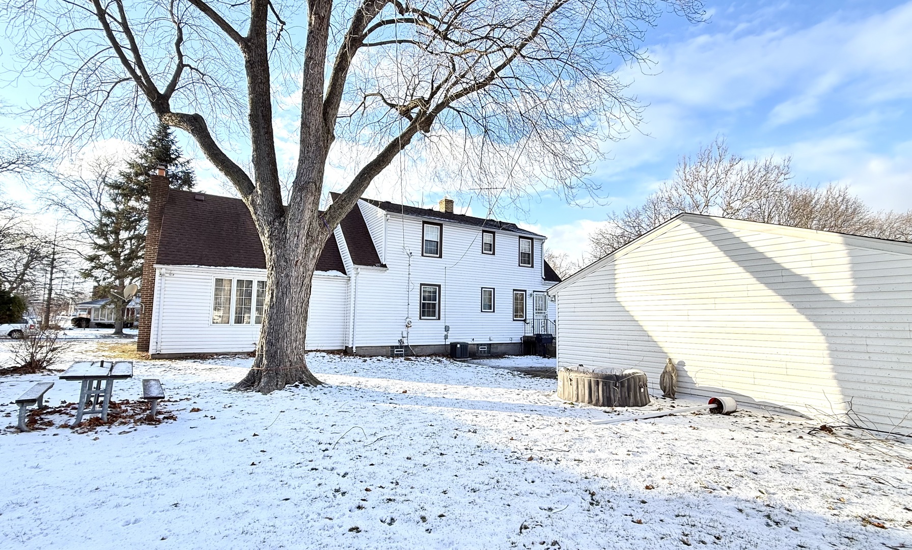 18005 Arcadia Avenue, Lansing, IL 60438