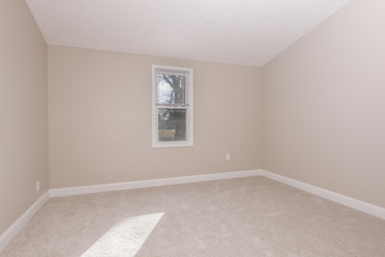 207 E Maple Street, Chatsworth, IL 60921