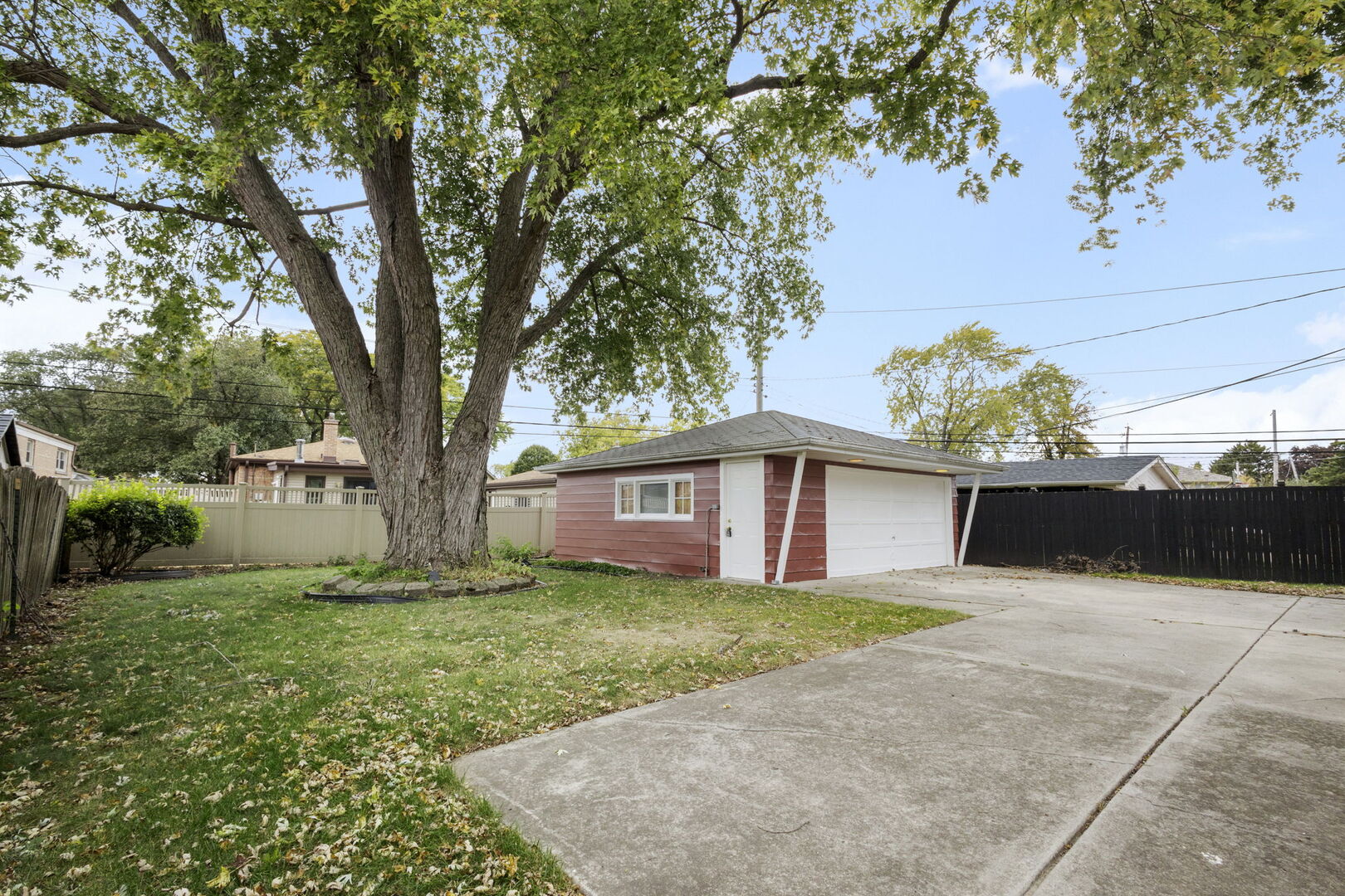 10624 Lawler Avenue, Oak Lawn, IL 60453
